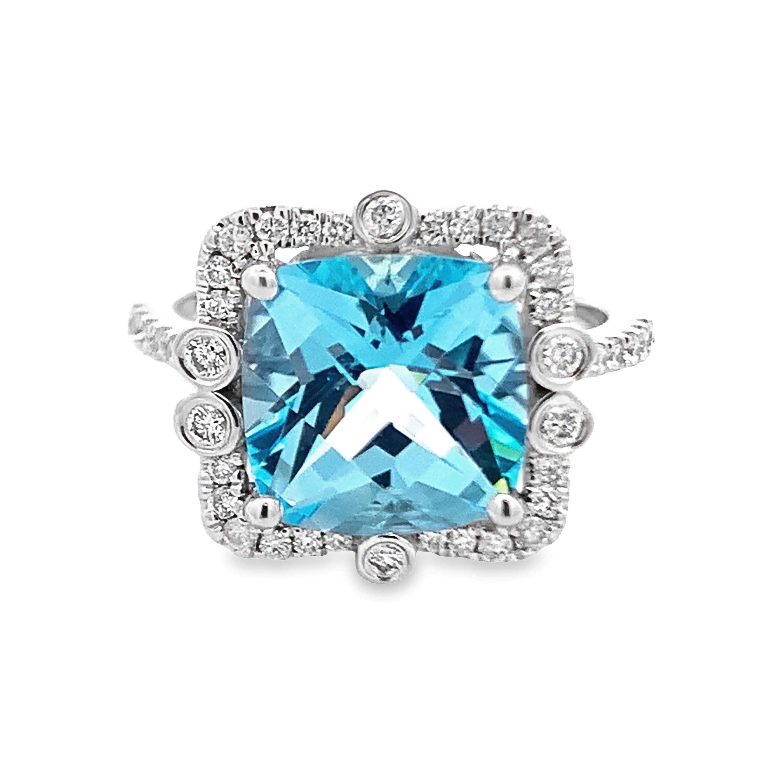 14K White Gold Vintage Style Blue Topaz Ring