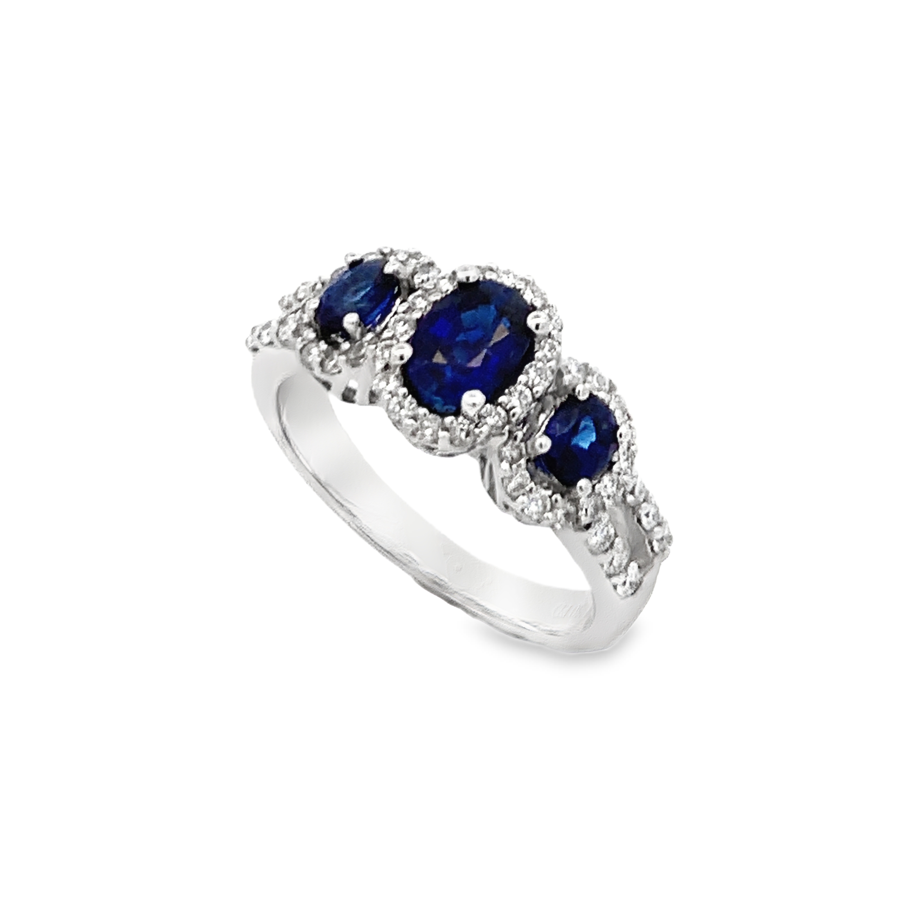 18K White Gold Sapphire and Diamond Ring