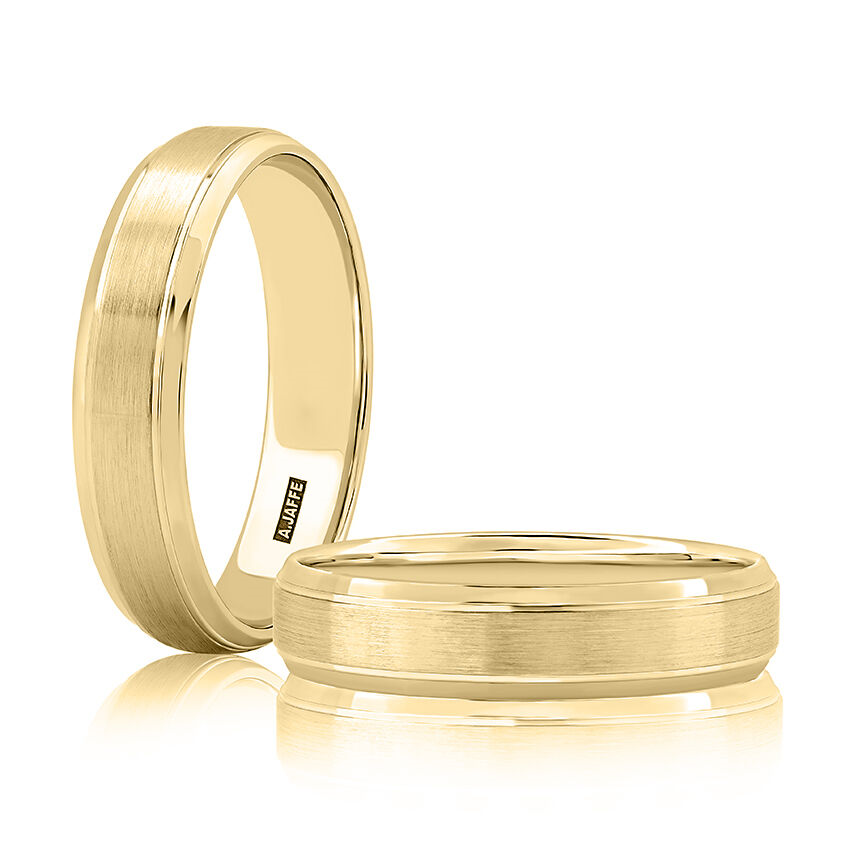 A. Jaffe 14K Yellow Gold Men's Wedding Band