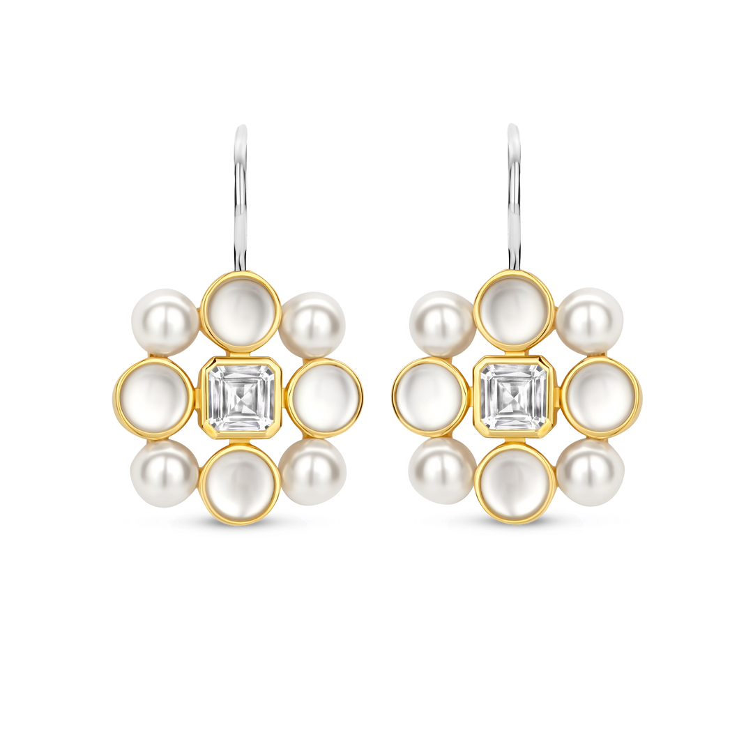 Shell Pearl Zirconia and Mother of Peral Gold-plate Earrings l TI SENTO